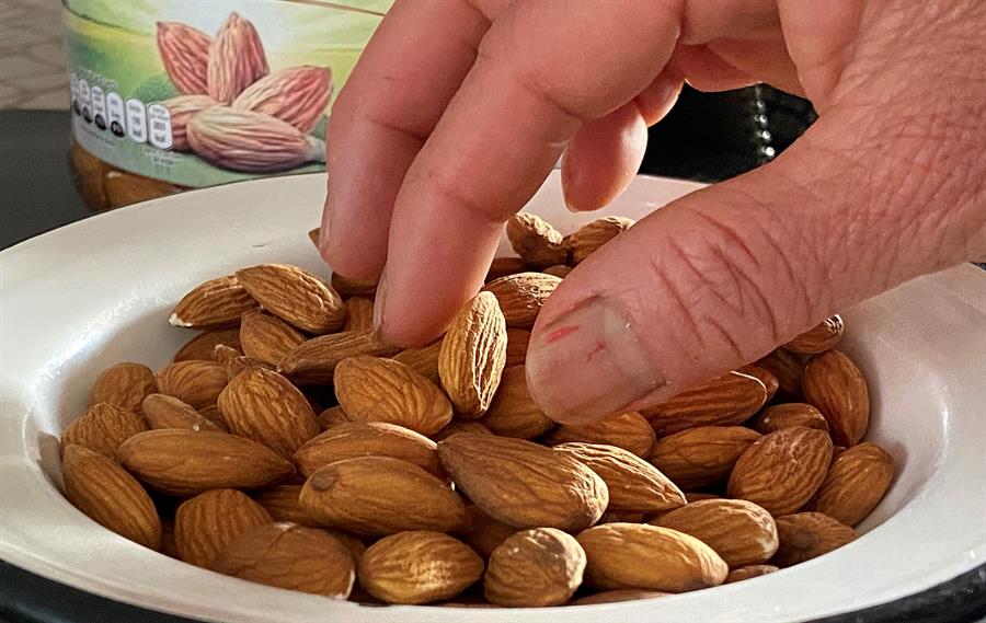 Almonds help control blood glucose