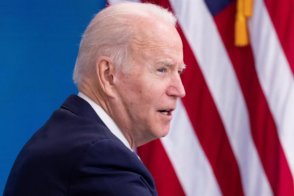 Biden asks the Supreme Court to review ruling that kept in force