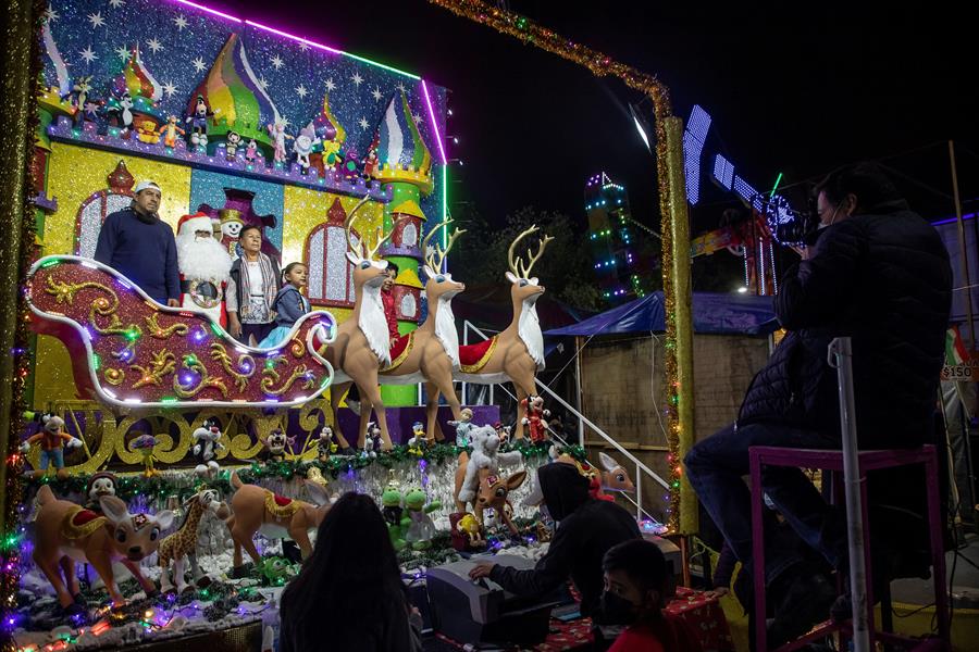 Traditional posadas return to Mexico after a year off due to the pandemic