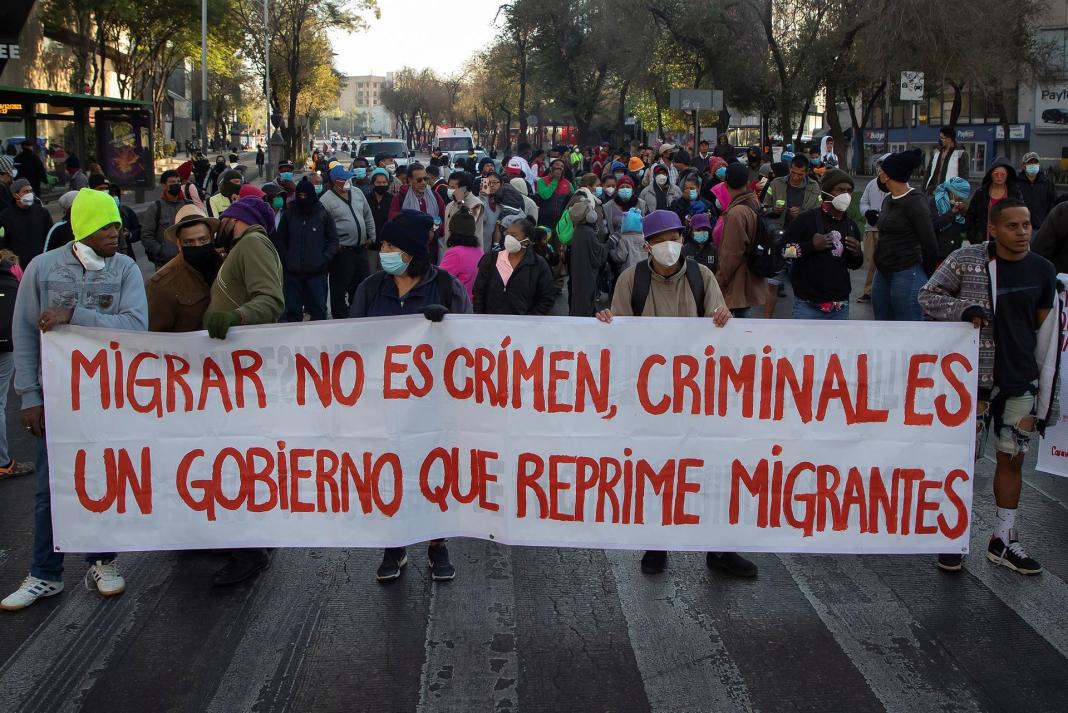 Undocumented caravan marches in Mexico City for Migrant Day