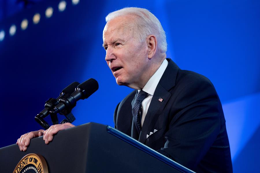 Biden weighs increasing military involvement amid escalation in Ukraine