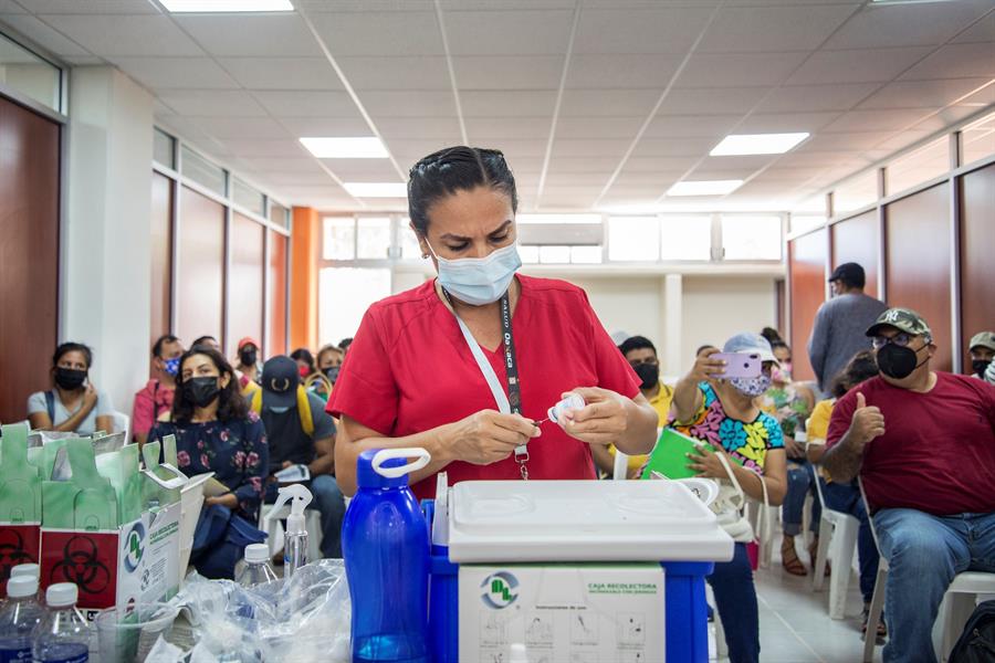 COVAX delivers 1,000 million doses of vaccines to the most needy countries