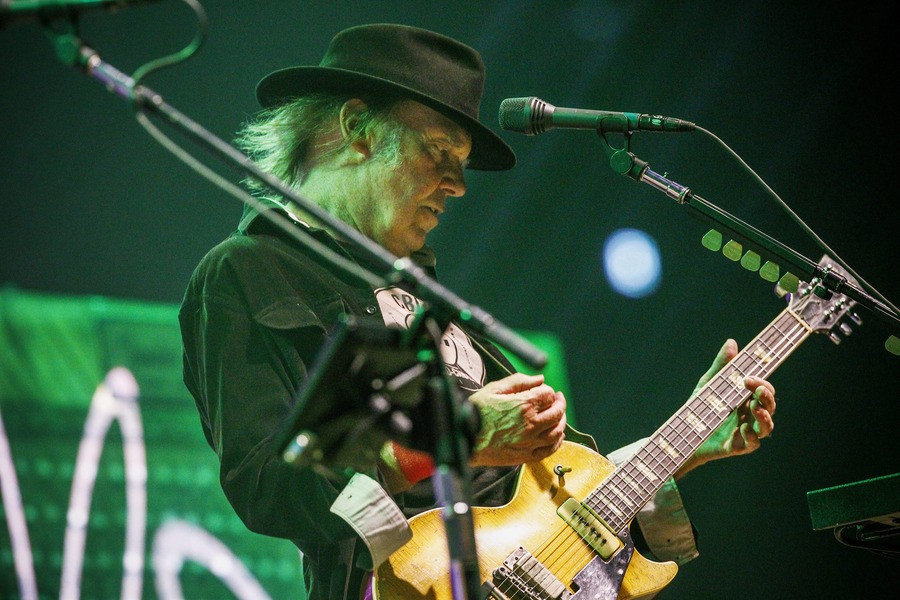 Neil Young will leave Spotify if they don't remove an anti-vaccine podcast