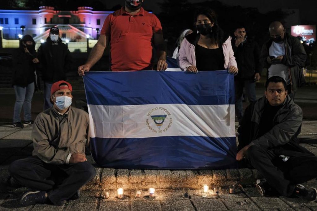 Nicaraguan exiles in Costa Rica reject Ortega's new mandate