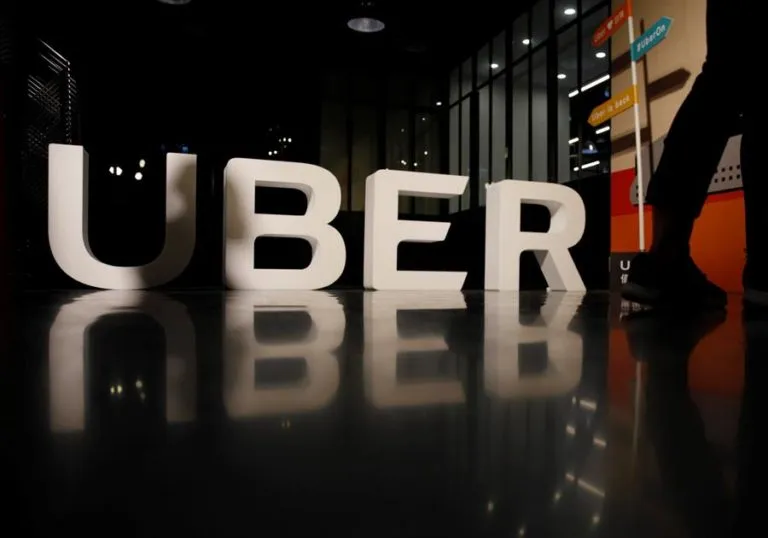 Uber reaches an agreement to offer New York taxis in its app