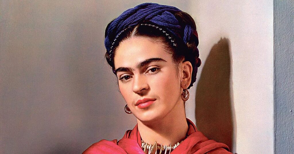 Frida Kahlo, behind the folklore