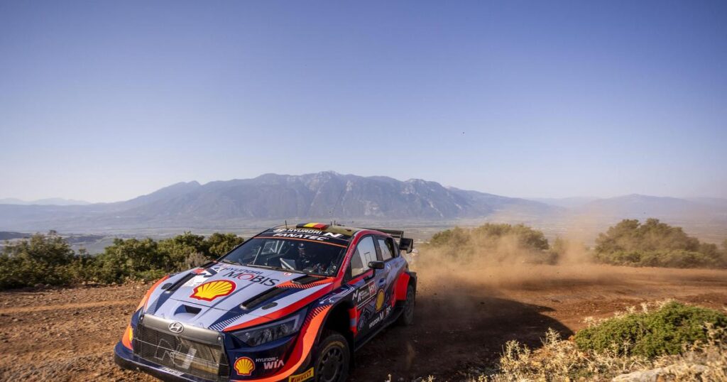 WRC: Neuville in the lead after the first special, Rovanperä 8th on the Acropolis Rally